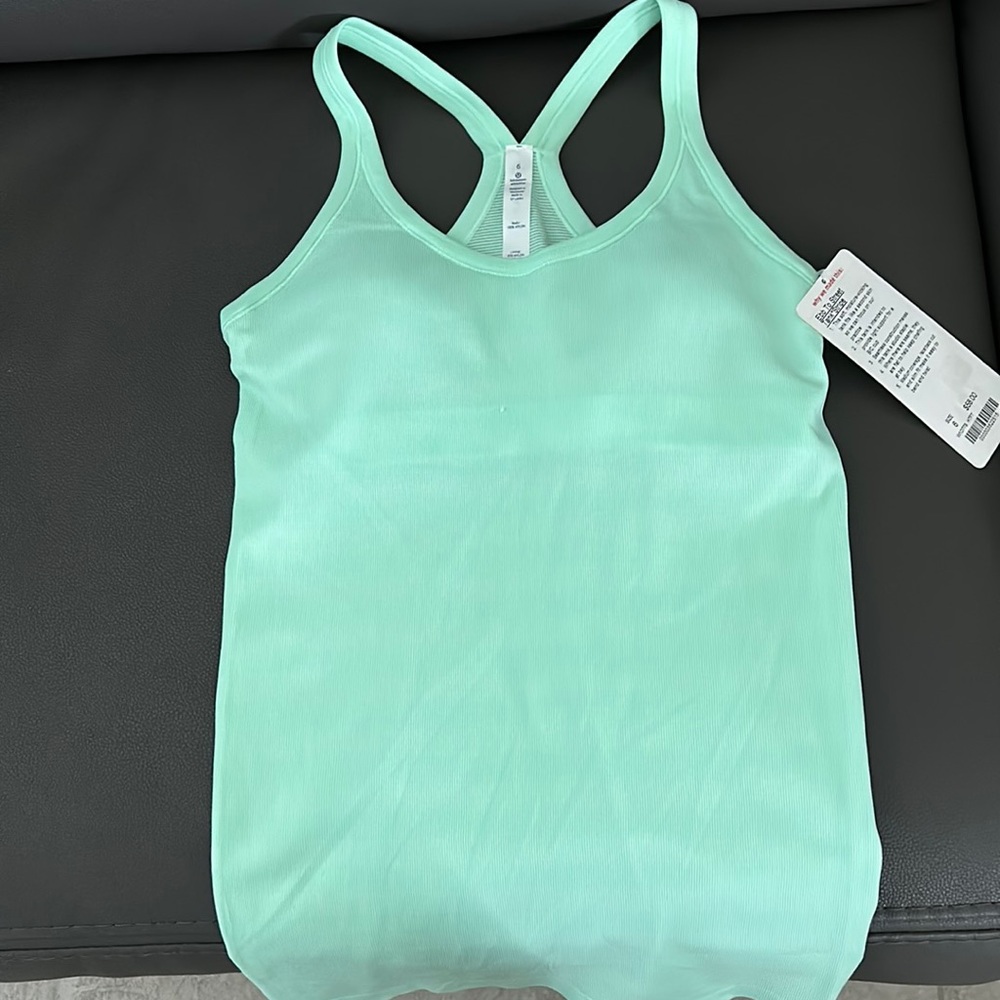Lululemon ebb to street tank size 6 NWT mint green